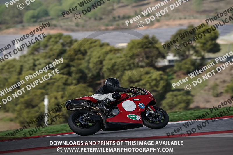 motorbikes;no limits;peter wileman photography;portimao;portugal;trackday digital images